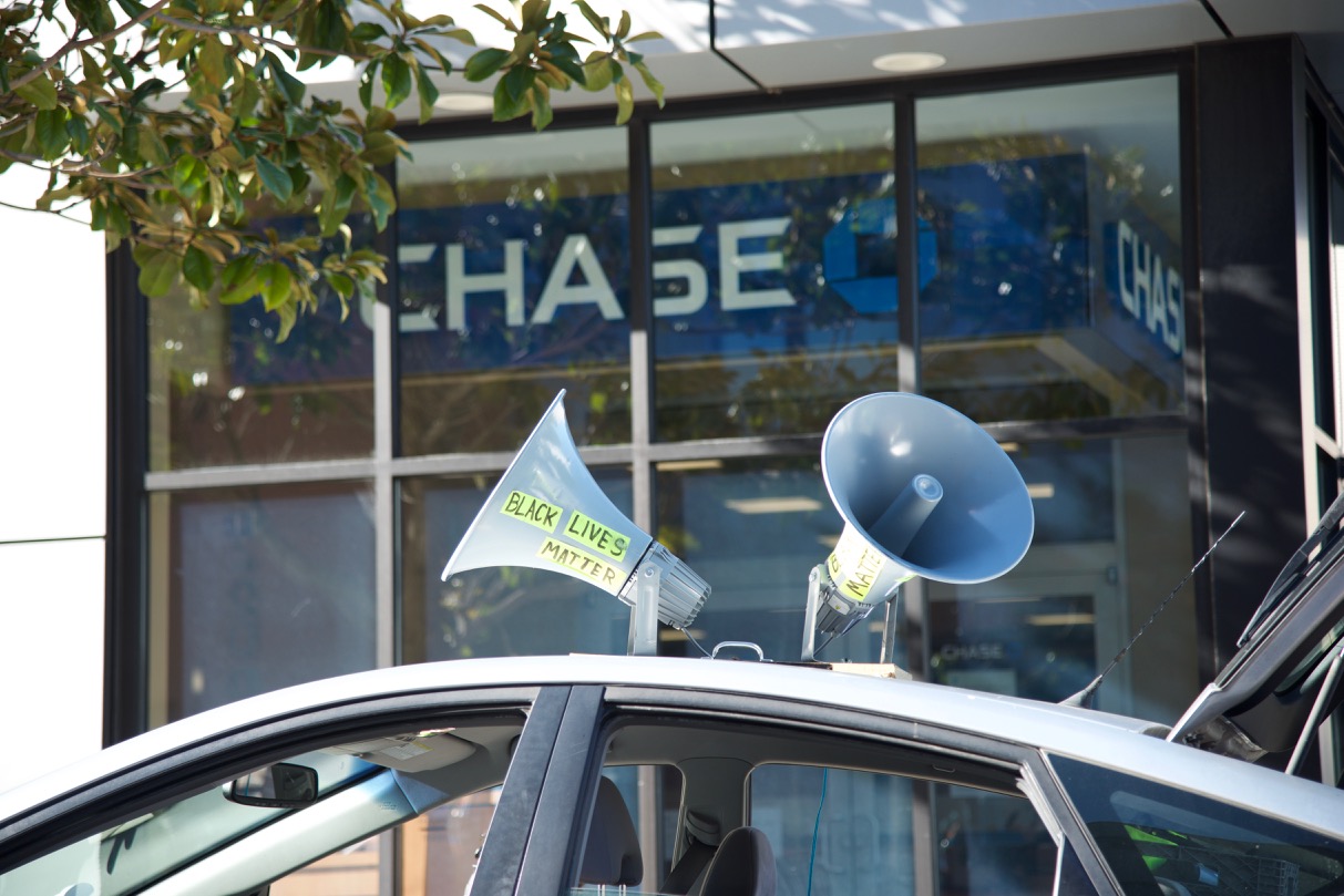 XRSFBay Confront Chase Bank in Solidarity with 'Stop Line 3' Indigenous Water Protectors in Minnesota:March 11th, 2021